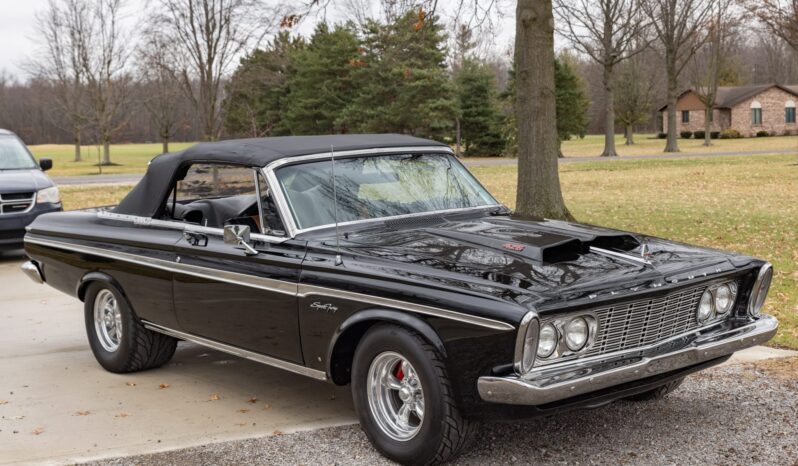 								1963 Plymouth Sport Fury Convertible 4-Speed full									