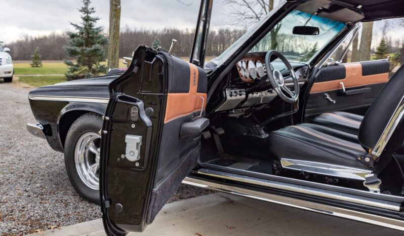 								1963 Plymouth Sport Fury Convertible 4-Speed full									