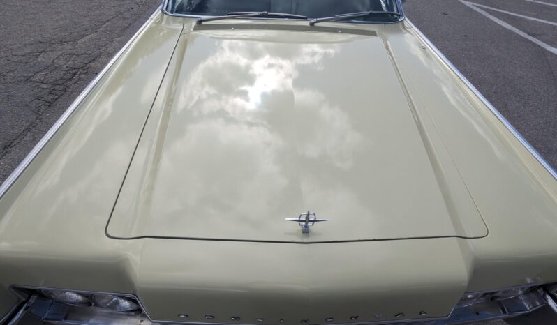 								1966 Lincoln Continental Convertible full									