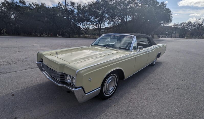 								1966 Lincoln Continental Convertible full									