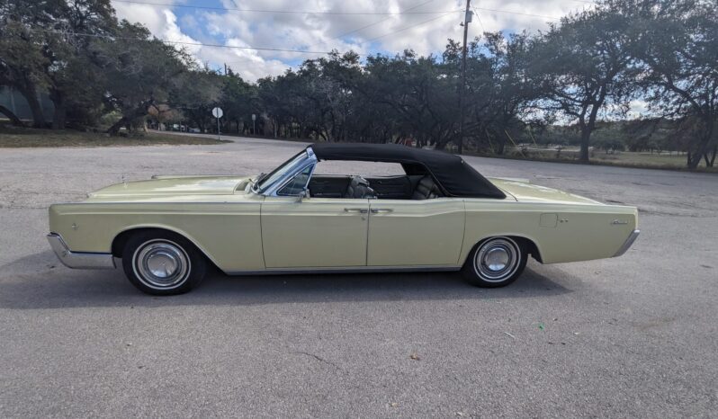 								1966 Lincoln Continental Convertible full									