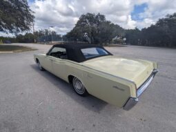 										1966 Lincoln Continental Convertible full									