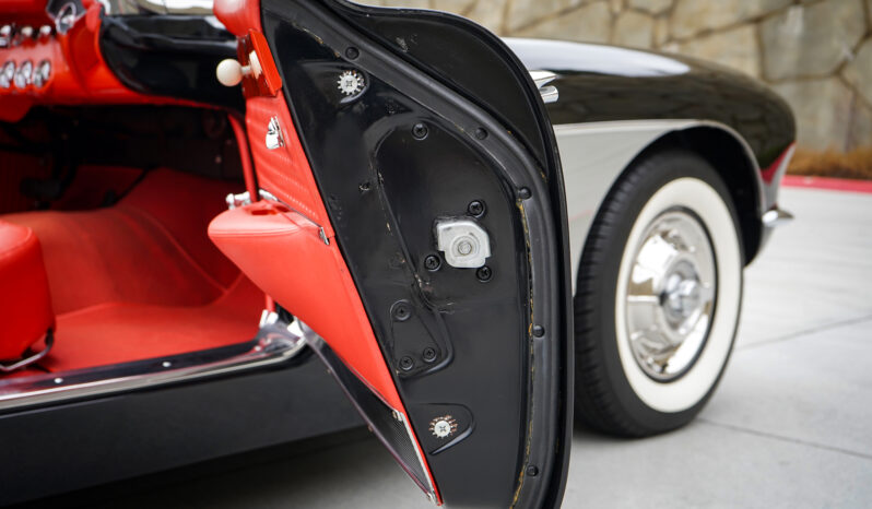 								1957 Chevrolet Corvette 283 Fuelie full									