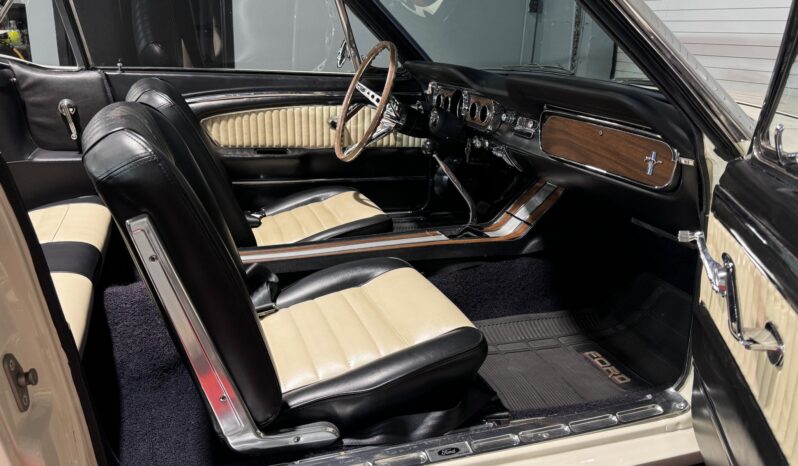 								1965 Ford Mustang GT Convertible 4-Speed full									