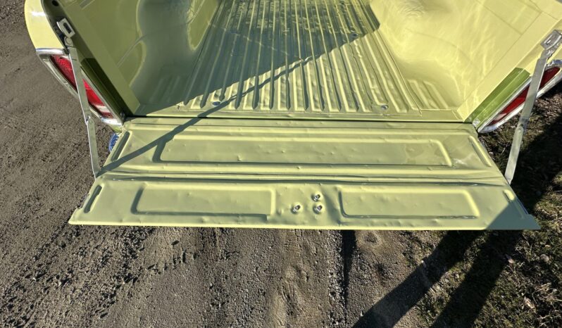 								1976 Ford F-250 Ranger 4×4 4-Speed full									