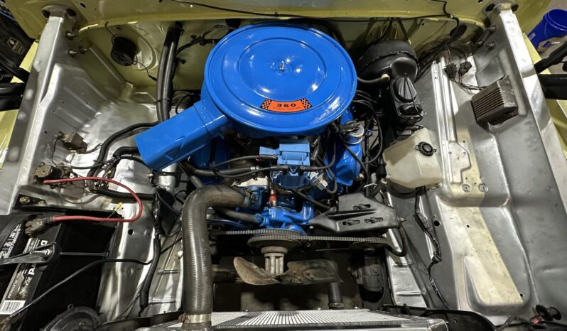 								1976 Ford F-250 Ranger 4×4 4-Speed full									