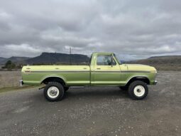 										1976 Ford F-250 Ranger 4×4 4-Speed full									