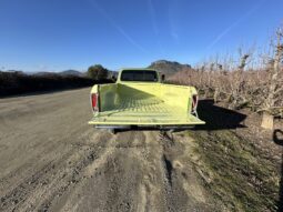 										1976 Ford F-250 Ranger 4×4 4-Speed full									