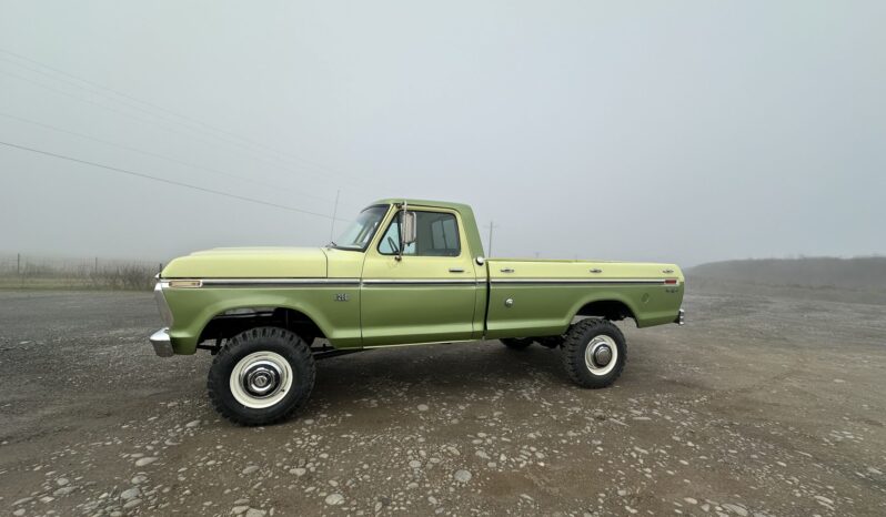 								1976 Ford F-250 Ranger 4×4 4-Speed full									