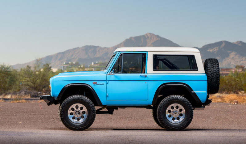 								1977 Ford Bronco full									