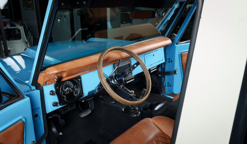 								1977 Ford Bronco full									