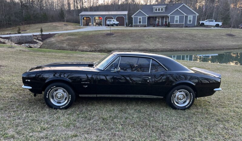 								1967 Chevrolet Camaro RS Coupe 4-Speed full									