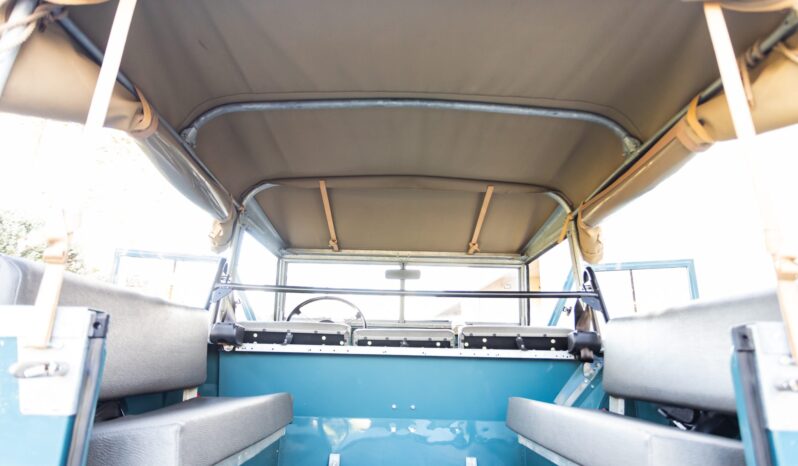 								1965 Land Rover 88 Series IIA full									