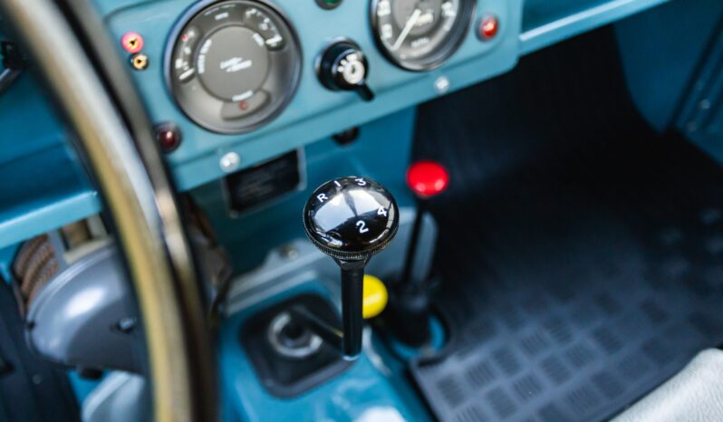 								1965 Land Rover 88 Series IIA full									