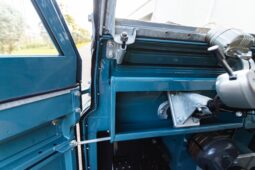 										1965 Land Rover 88 Series IIA full									