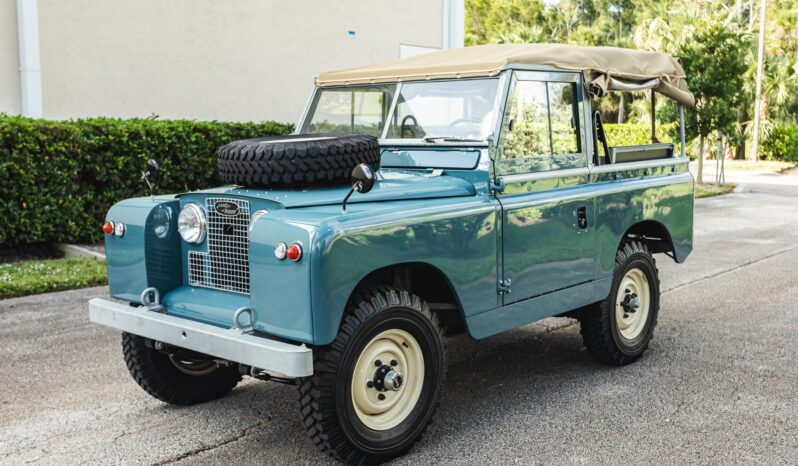 								1965 Land Rover 88 Series IIA full									
