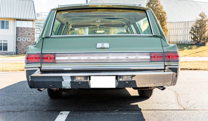 								1968 Chrysler Town & Country full									