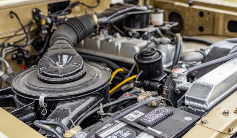 								1981 Toyota Land Cruiser FJ60 4-Speed full									