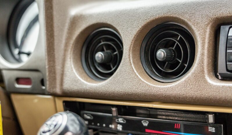 								1981 Toyota Land Cruiser FJ60 4-Speed full									