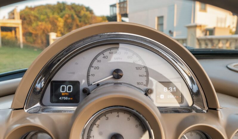 								1962 Chevrolet Corvette 5-Speed full									