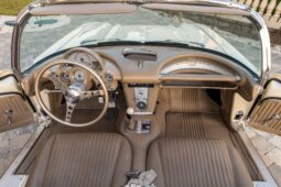 										1962 Chevrolet Corvette 5-Speed full									