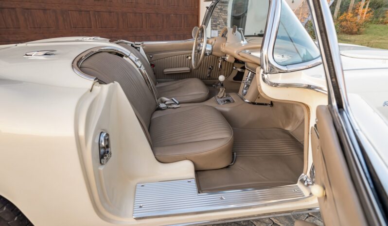 								1962 Chevrolet Corvette 5-Speed full									