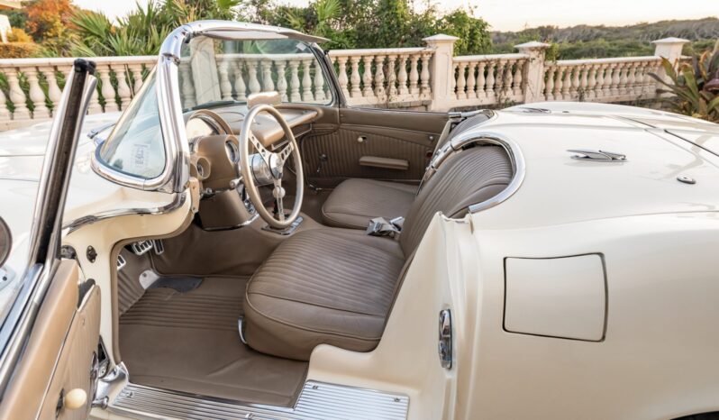 								1962 Chevrolet Corvette 5-Speed full									