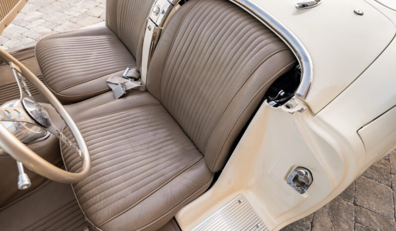 								1962 Chevrolet Corvette 5-Speed full									