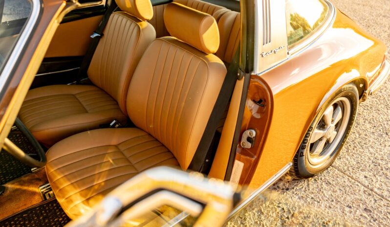 								1972 Porsche 911T Targa 5-Speed full									