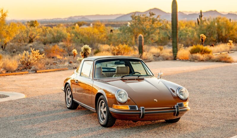 								1972 Porsche 911T Targa 5-Speed full									