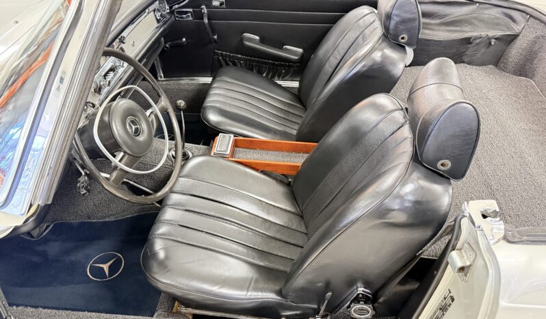 								1970 Mercedes-Benz 280SL Coupe 4-Speed full									