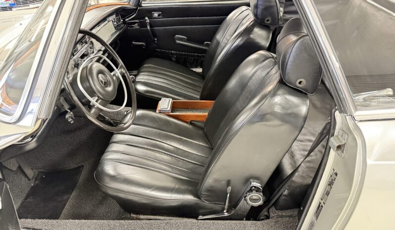 								1970 Mercedes-Benz 280SL Coupe 4-Speed full									