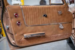 										1963 Chevrolet Corvette Split-Window Coupe 327 300 full									