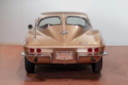 										1963 Chevrolet Corvette Split-Window Coupe 327 300 full									