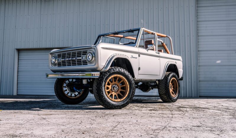 								1976 Ford Bronco full									