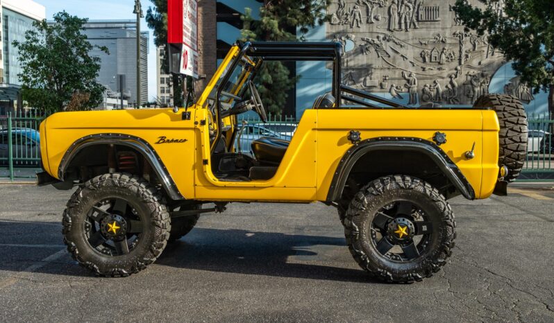 								1966 Ford Bronco Roadster 3-Speed full									