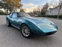 										1973 Chevrolet Corvette Coupe full									