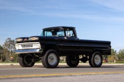 										1961 Chevrolet C10 Pickup 4×4 Conversion full									