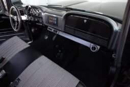 										1961 Chevrolet C10 Pickup 4×4 Conversion full									