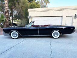 										1967 Lincoln Continental Convertible full									