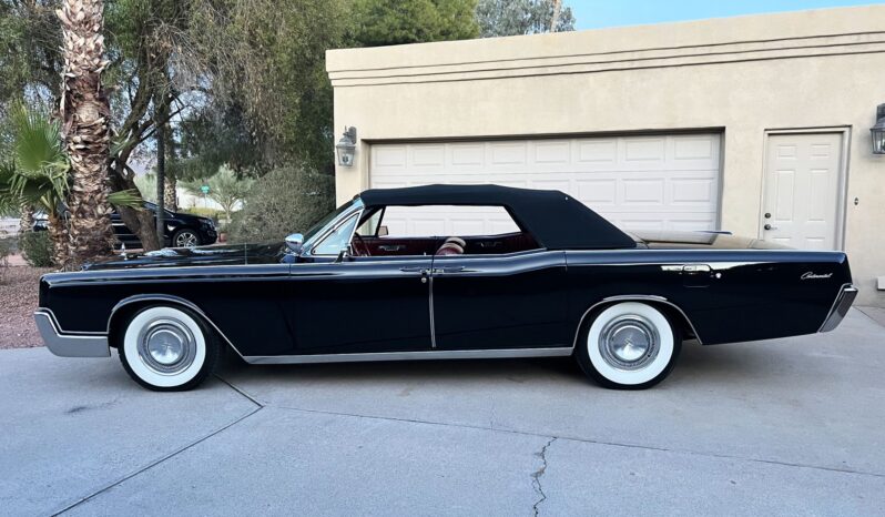 								1967 Lincoln Continental Convertible full									