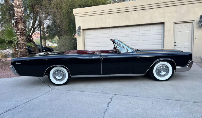 								1967 Lincoln Continental Convertible full									