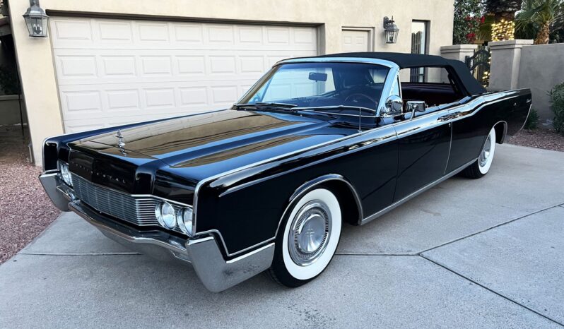 								1967 Lincoln Continental Convertible full									