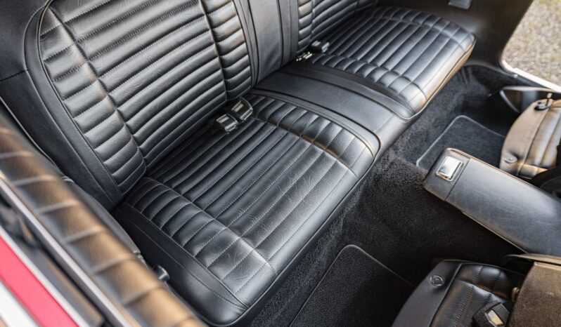 								1972 Plymouth Road Runner 340 full									