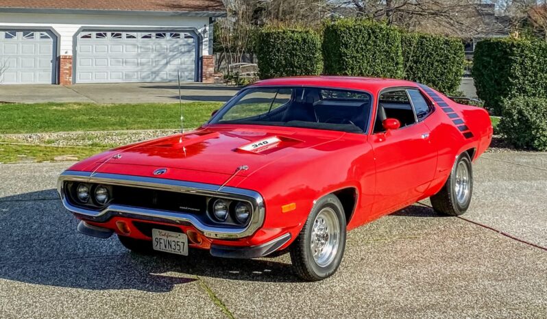 								1972 Plymouth Road Runner 340 full									