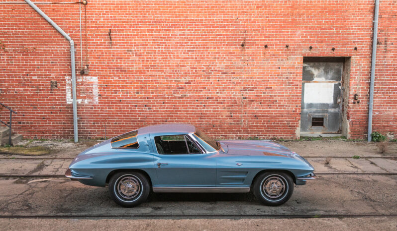 								1963 Chevrolet Corvette Split-Window Coupe 4-Speed full									