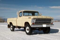 1968 Ford F-250 Custom Highboy 4×4 4-Speed