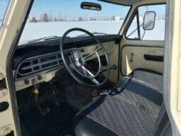 1968 Ford F-250 Custom Highboy 4×4 4-Speed full