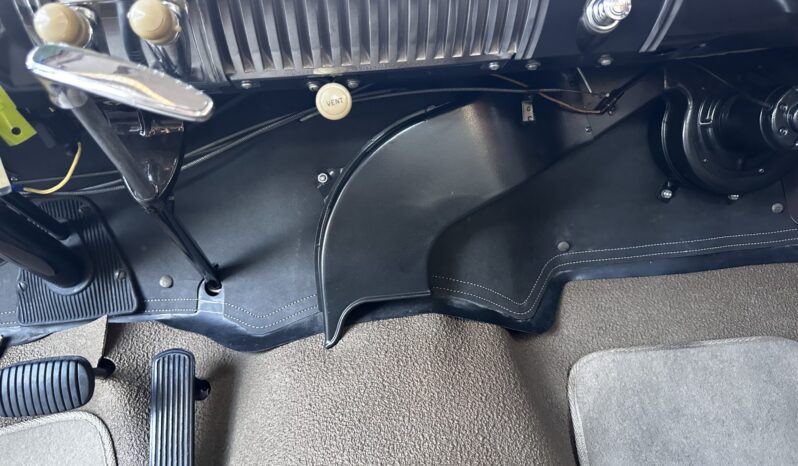 								1949 Chevrolet Fleetline De Luxe Two-Door Sedan full									