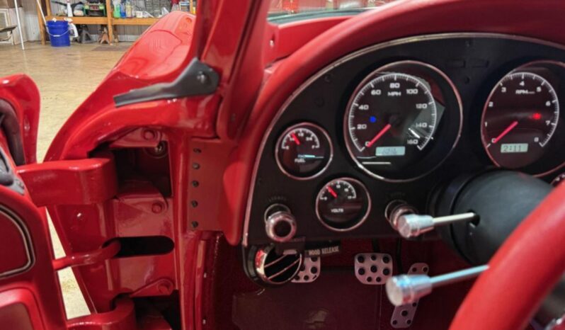 								1967 Chevrolet Corvette Coupe 5-Speed full									